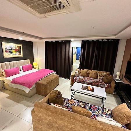 Sunset Luxury Gold Crest Mall Residency Lahore Luaran gambar