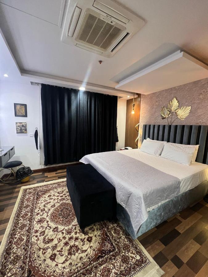Sunset Luxury Gold Crest Mall Residency Lahore Luaran gambar