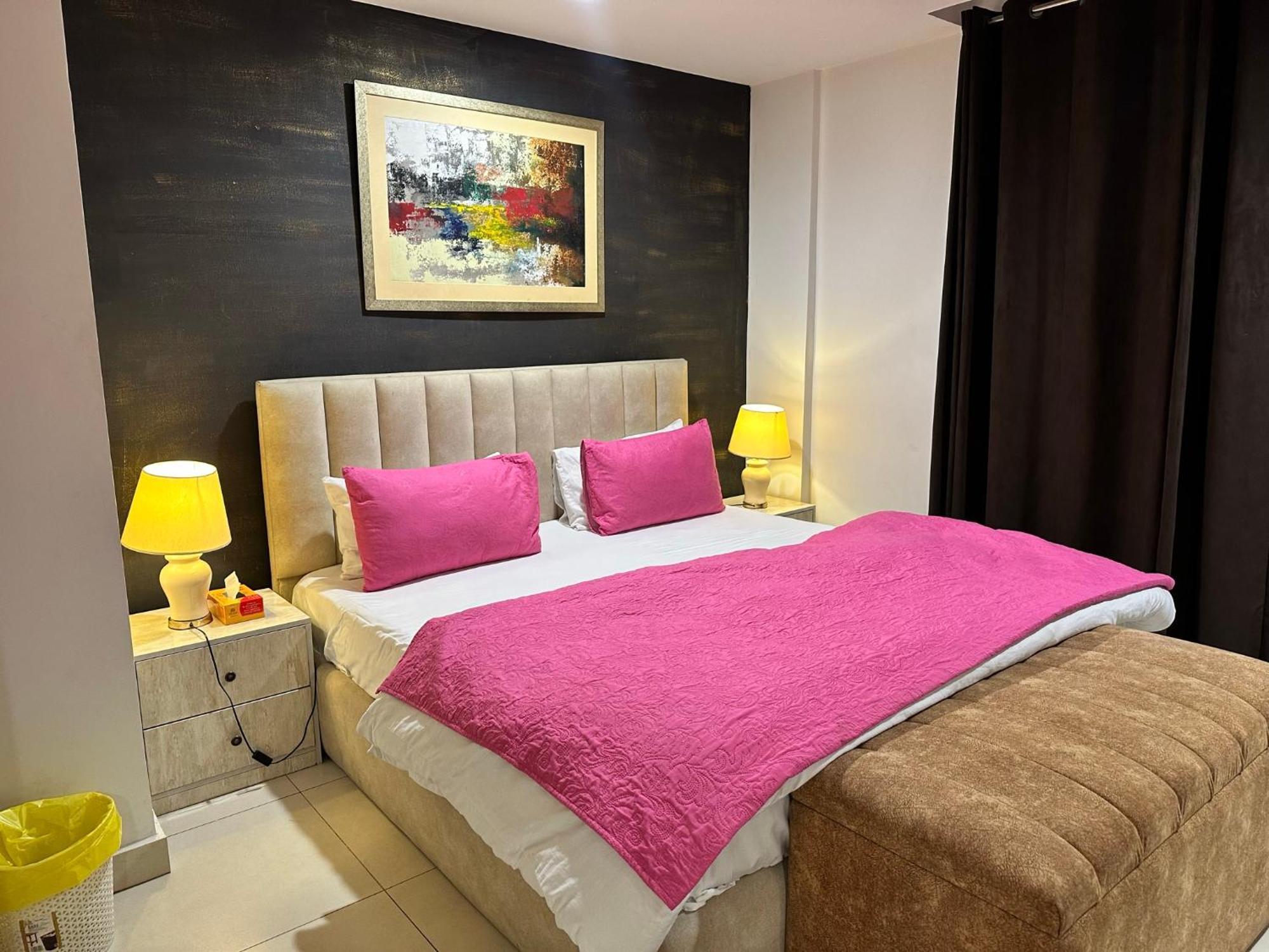 Sunset Luxury Gold Crest Mall Residency Lahore Luaran gambar