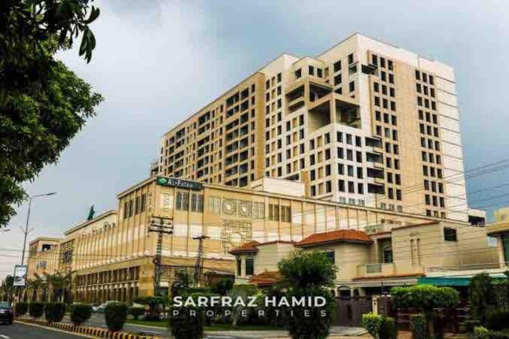 Sunset Luxury Gold Crest Mall Residency Lahore Luaran gambar